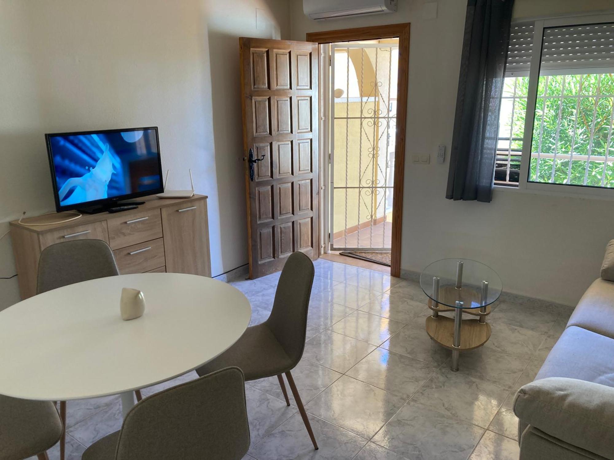 סן מיגל דה סלינאס Villa Martin Secure Complex Two Bed Apartment With Access To Six Pools מראה חיצוני תמונה